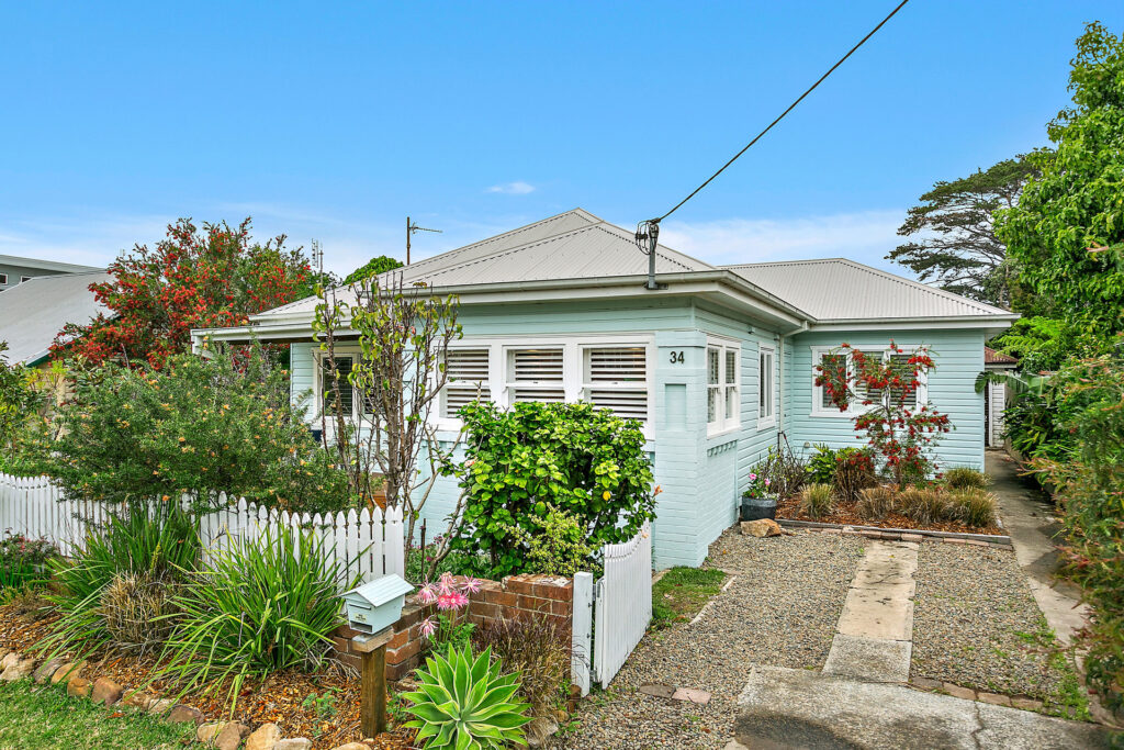 Sold - 34 The Waves - New Property in Thirroul - Real Estate by Laurie Johnston