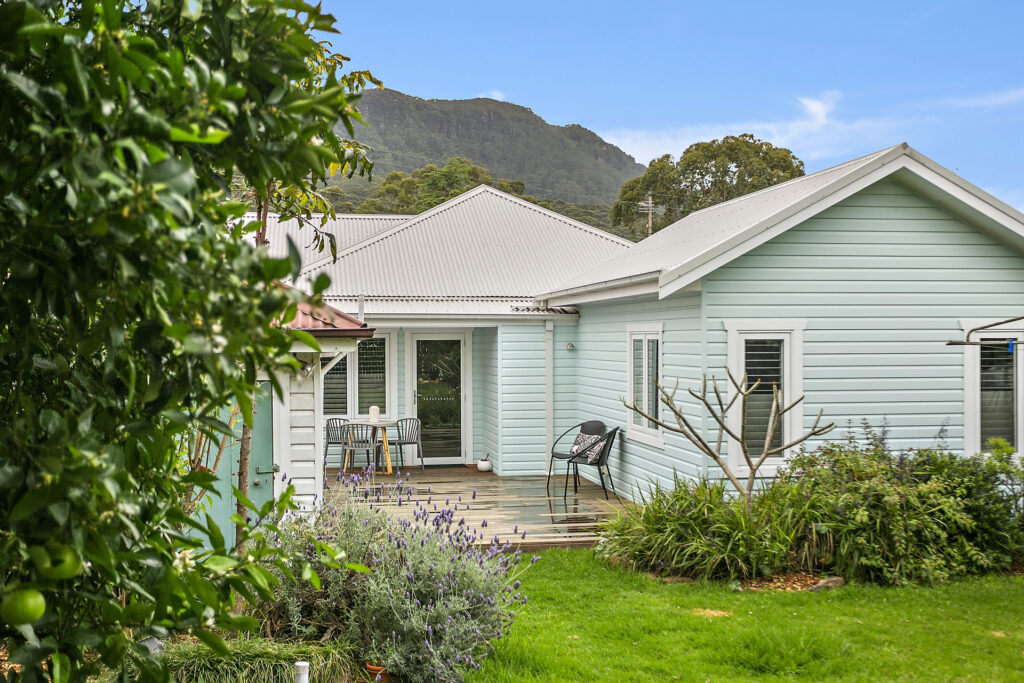 Sold - 34 The Waves - New Property in Thirroul - Real Estate by Laurie Johnston