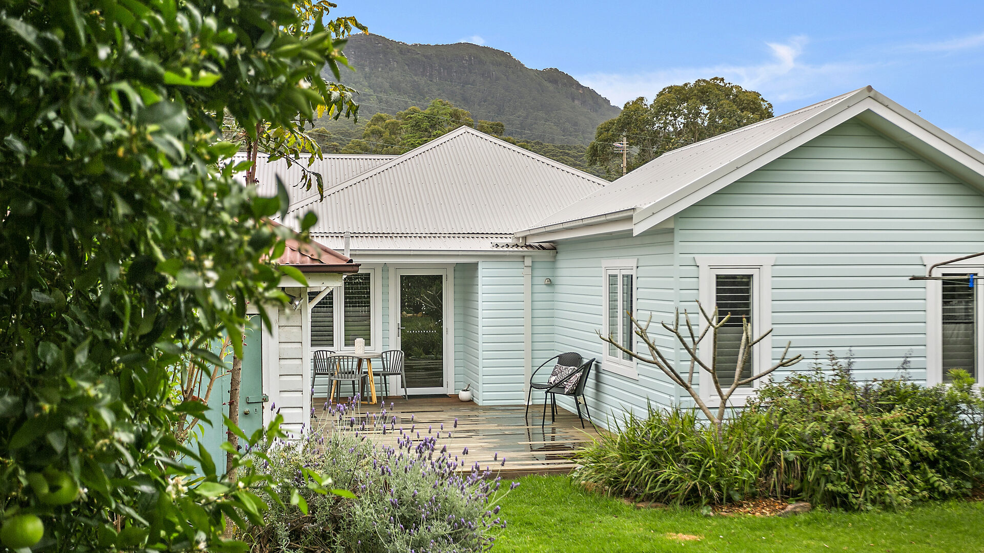 Sold - 34 The Waves - New Property in Thirroul - Real Estate by Laurie Johnston