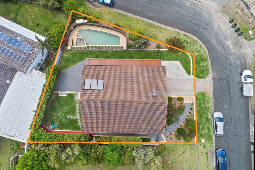 Sold - 4 Girvan Crescent - New Property in Corrimal - Real Estate by Vanessa Denison-Pender