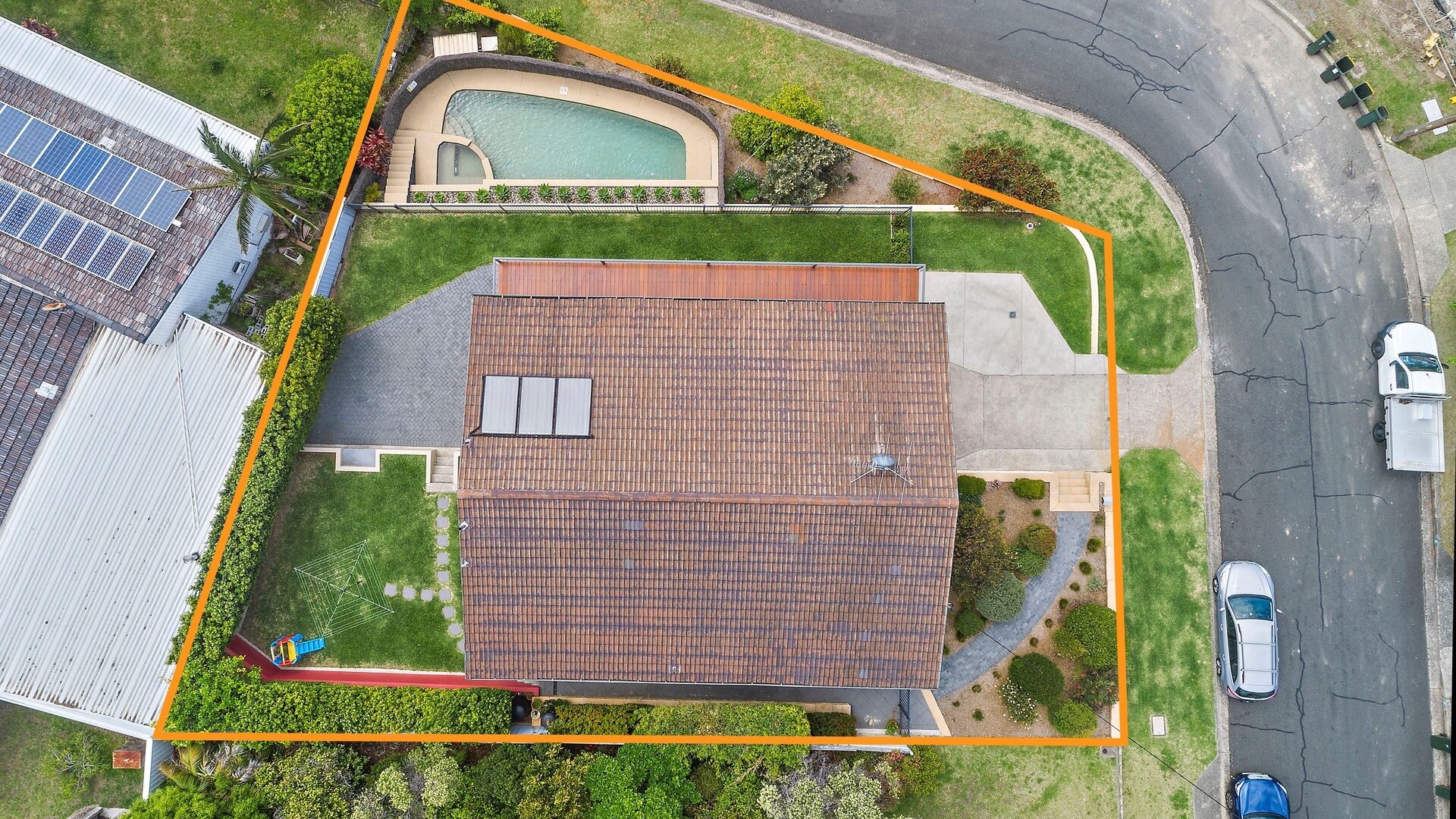 Sold - 4 Girvan Crescent - New Property in Corrimal - Real Estate by Vanessa Denison-Pender