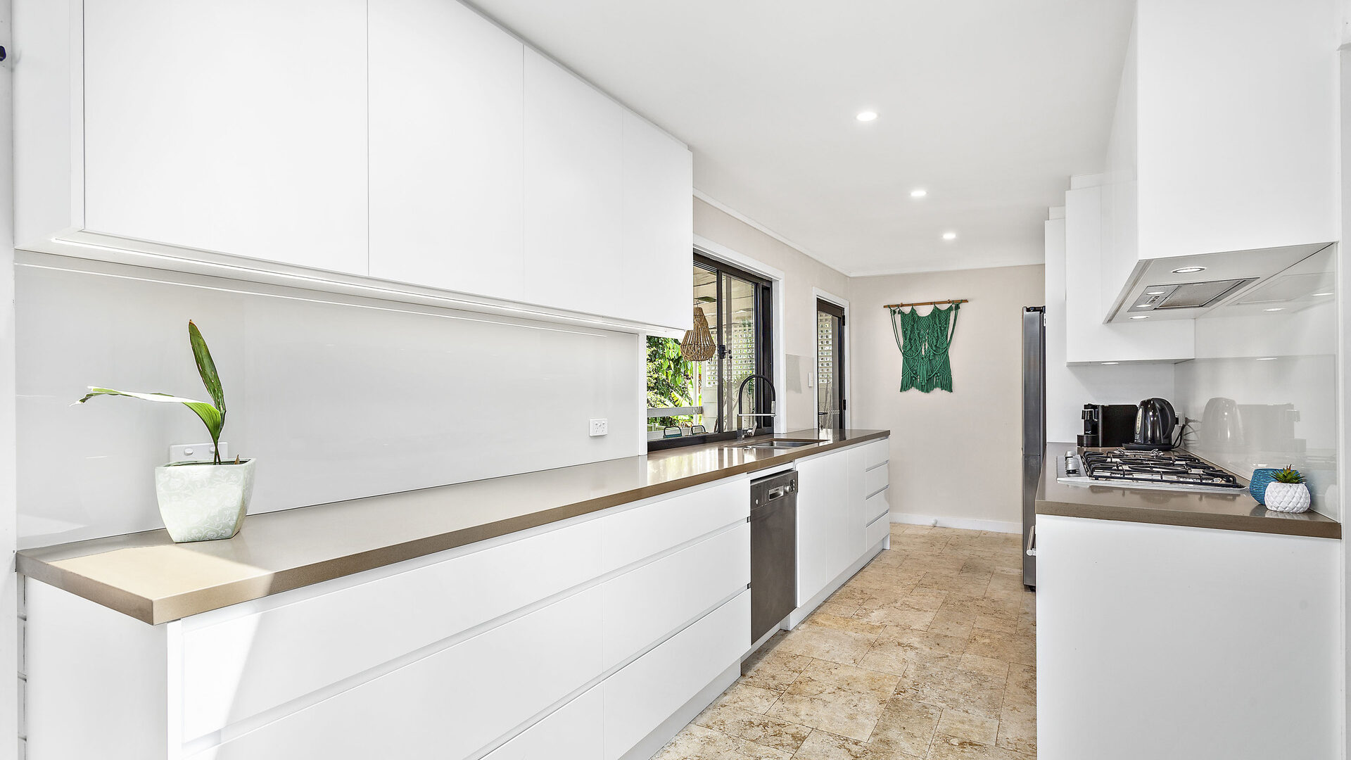 Sold - 38 Stephen Drive - New Property in Woonona - Real Estate by Laurie Johnston