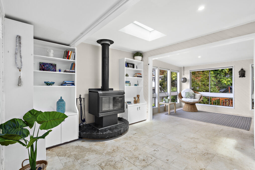 Sold - 38 Stephen Drive - New Property in Woonona - Real Estate by Laurie Johnston