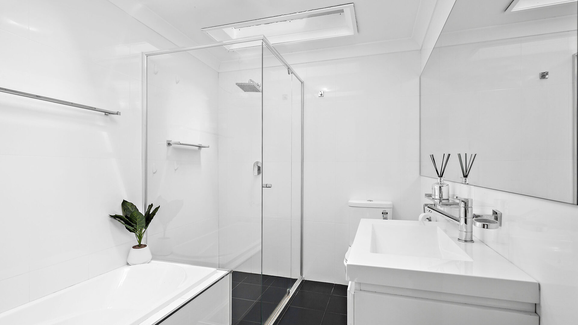 Sold - 38 Stephen Drive - New Property in Woonona - Real Estate by Laurie Johnston