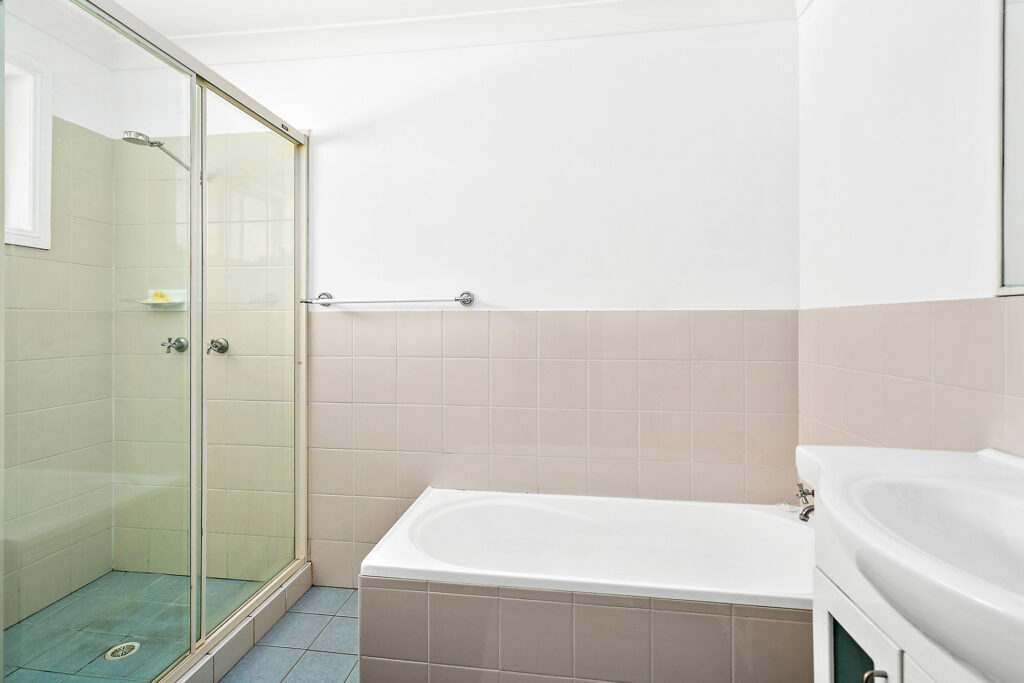 Sold - 2/88-92 Campbell Street - New Property in Woonona - Real Estate by Laurie Johnston