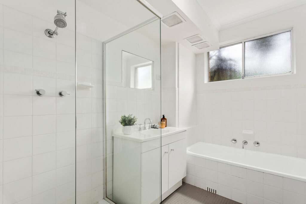 Sold - 1/44 Redman Avenue - New Property in Thirroul - Real Estate by Laurie Johnston