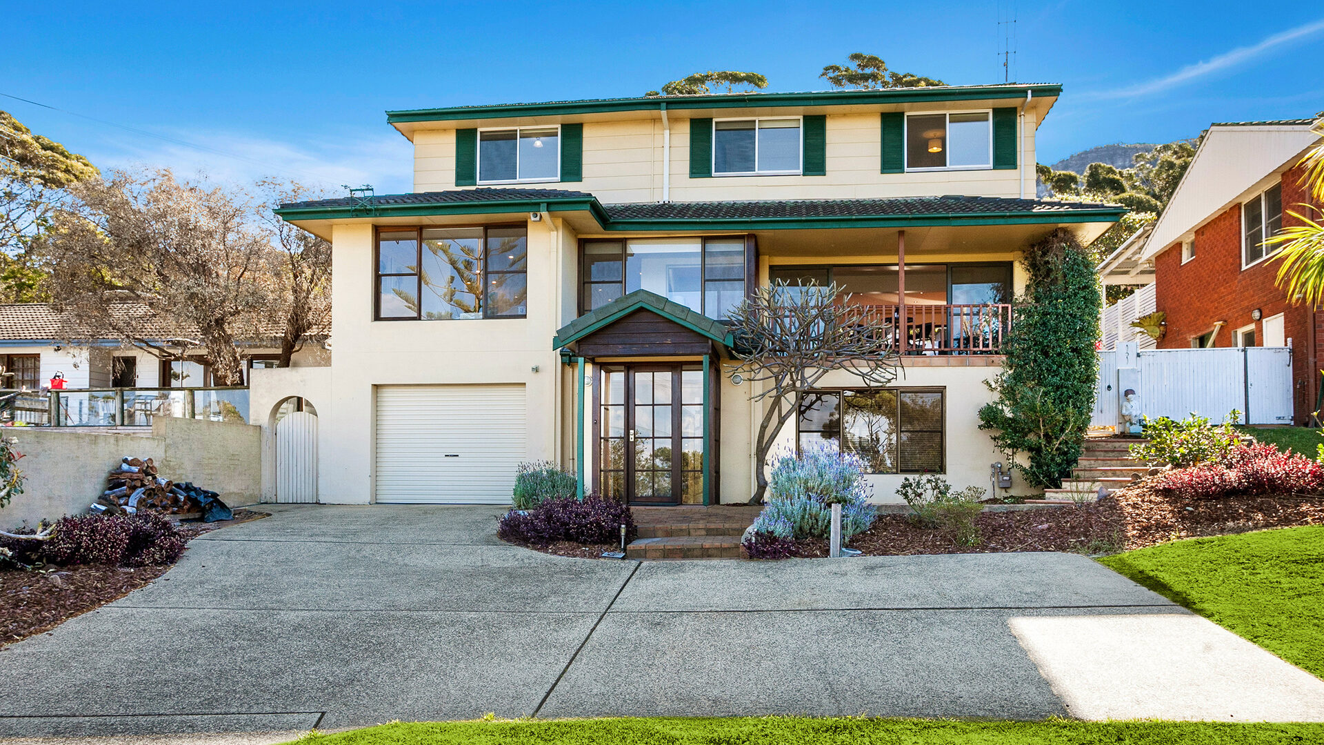 Sold - 816 Lawrence Hargrave Drive - New Property in Coledale - Real Estate by Vanessa Denison-Pender