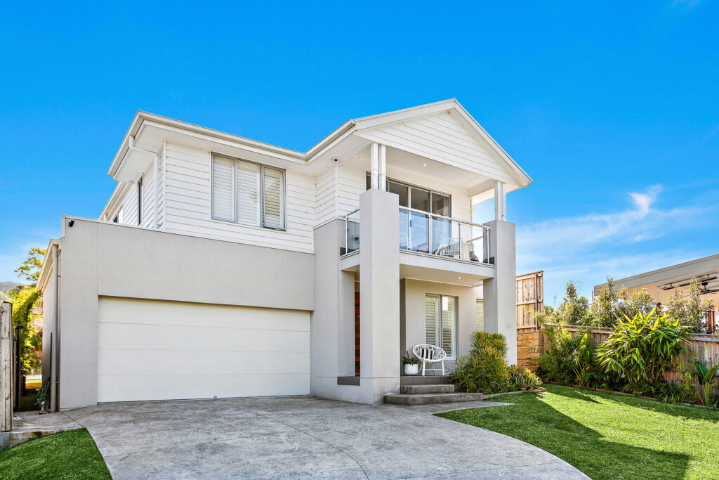 Sold - 20 Clyde Close - New Property in Thirroul - Real Estate by Laurie Johnston