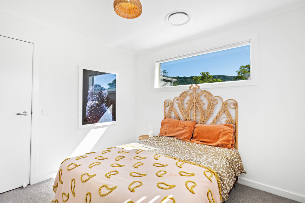 Sold - 20 Clyde Close - New Property in Thirroul - Real Estate by Laurie Johnston