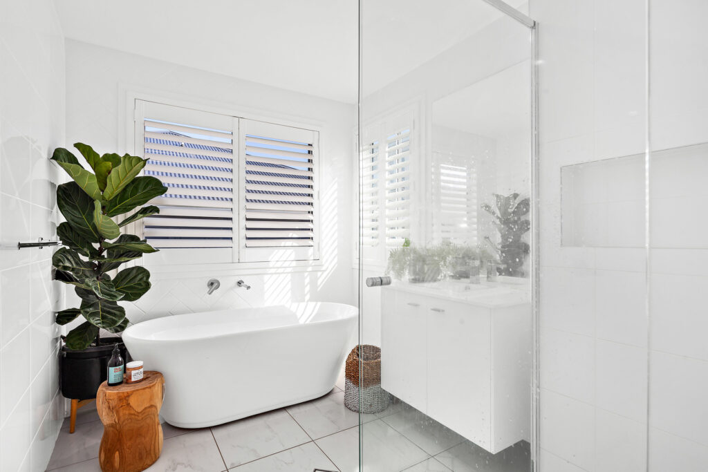 Sold - 20 Clyde Close - New Property in Thirroul - Real Estate by Laurie Johnston
