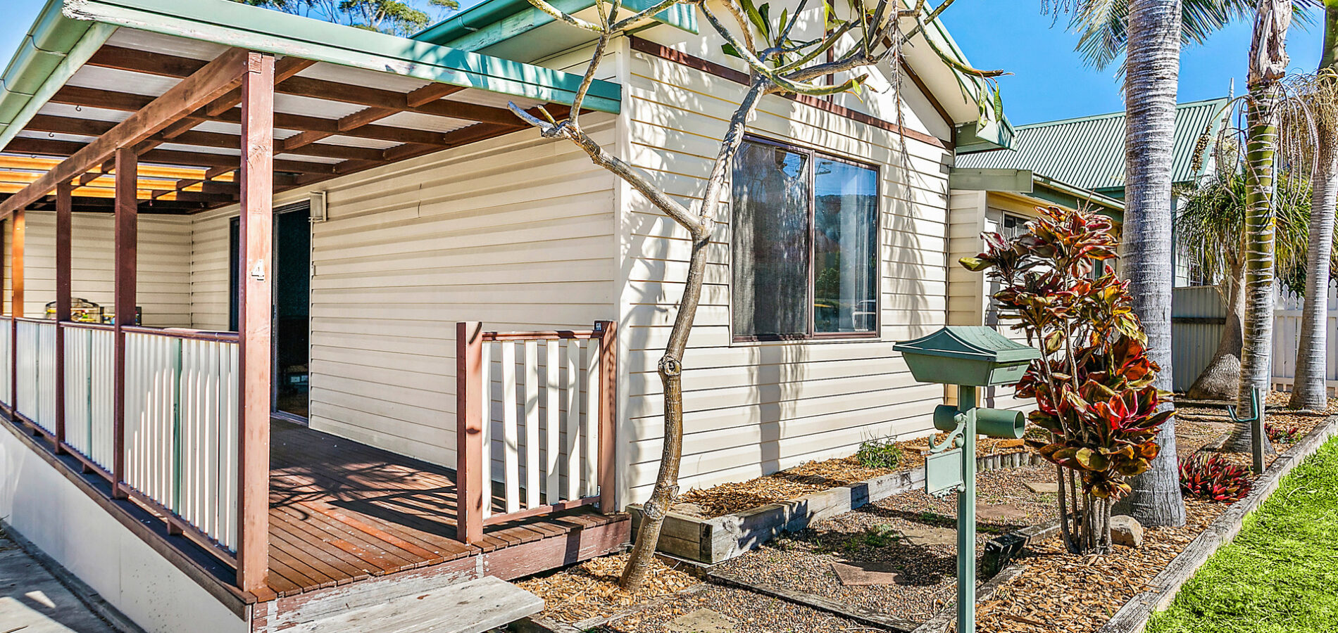4 Stanhope Street, Woonona