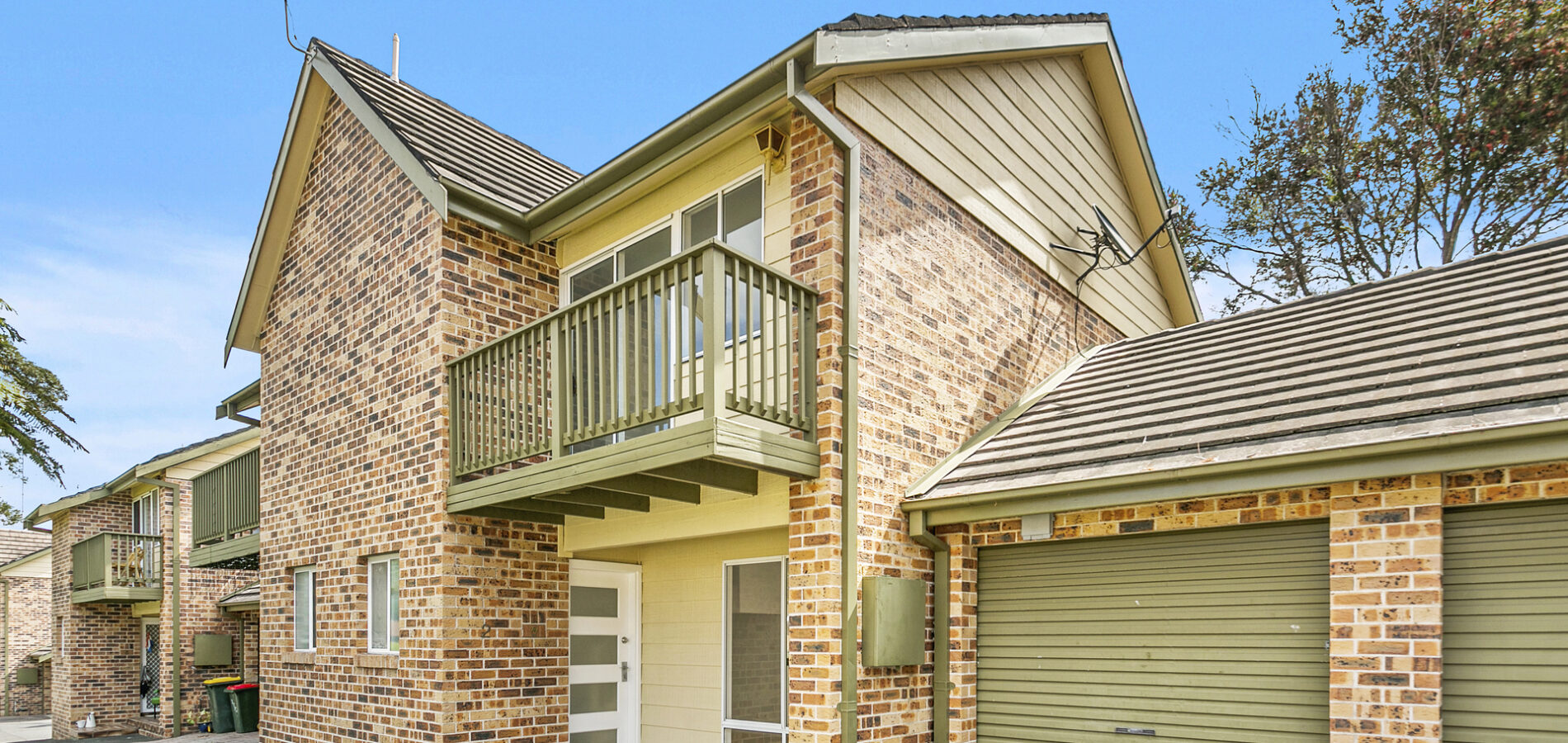 2/10 The Avenue, Corrimal