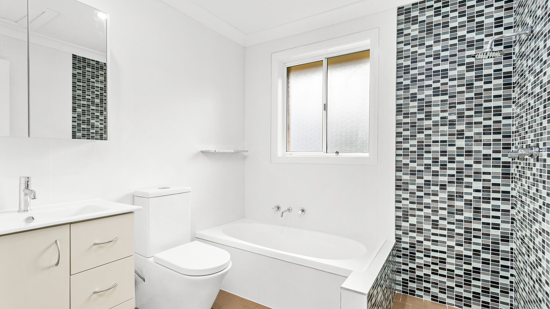 Sold - 2/10 The Avenue - New Property in Corrimal - Real Estate by Vanessa Denison-Pender