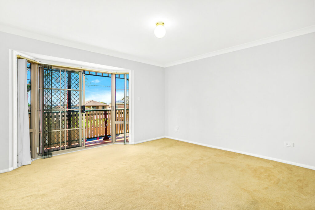 Sold - 8 Victoria Lane - New Property in Woonona - Real Estate by Laurie Johnston