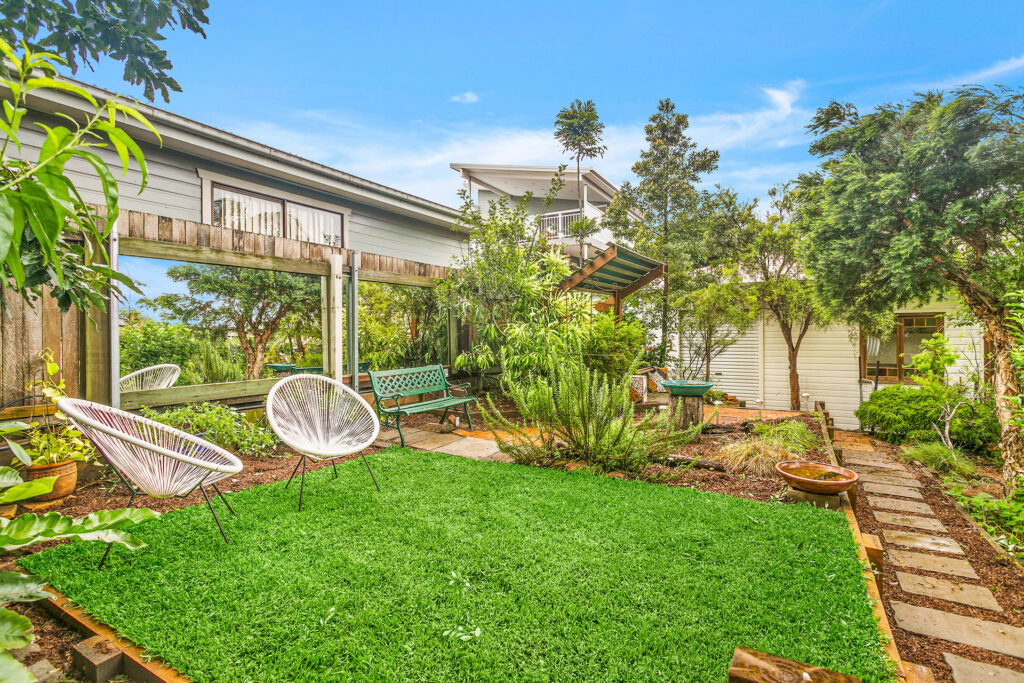 Sold - 28 The Waves - New Property in Thirroul - Real Estate by Vanessa Denison-Pender