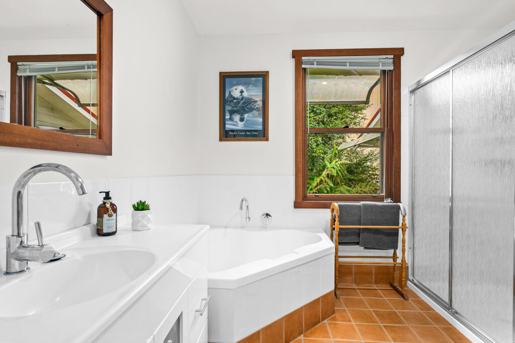 Sold - 28 The Waves - New Property in Thirroul - Real Estate by Vanessa Denison-Pender
