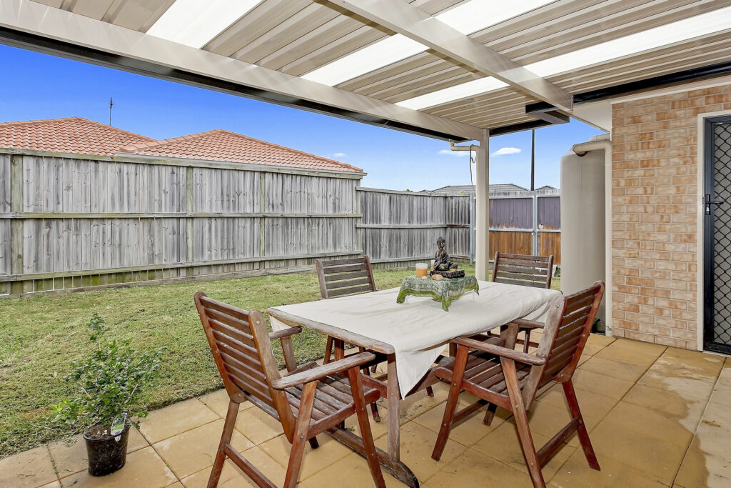 Sold - 27 Mahogany Way - New Property in Woonona - Real Estate by Laurie Johnston