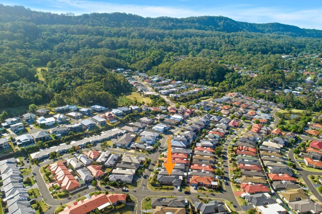 Sold - 27 Mahogany Way - New Property in Woonona - Real Estate by Laurie Johnston