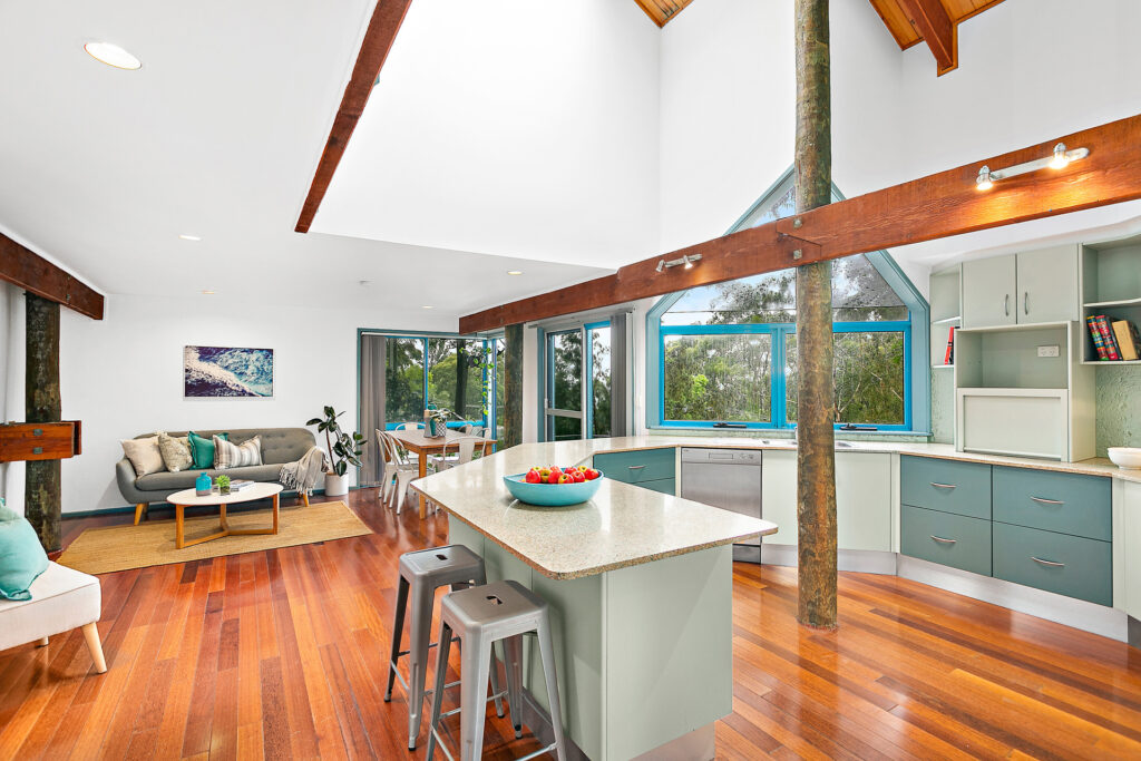 Sold - 6 Sturt Place - New Property in Bulli - Real Estate by Laurie Johnston