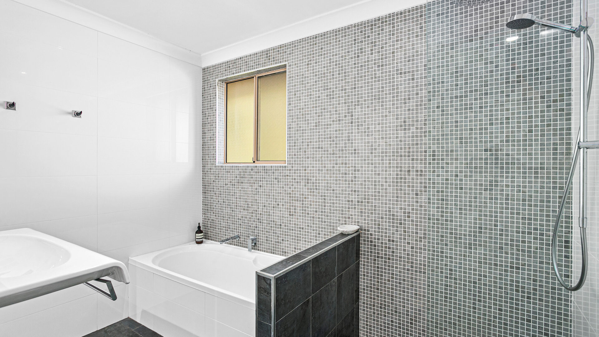 Sold - 3/13 Henley Road - New Property in Thirroul - Real Estate by Vanessa Denison-Pender
