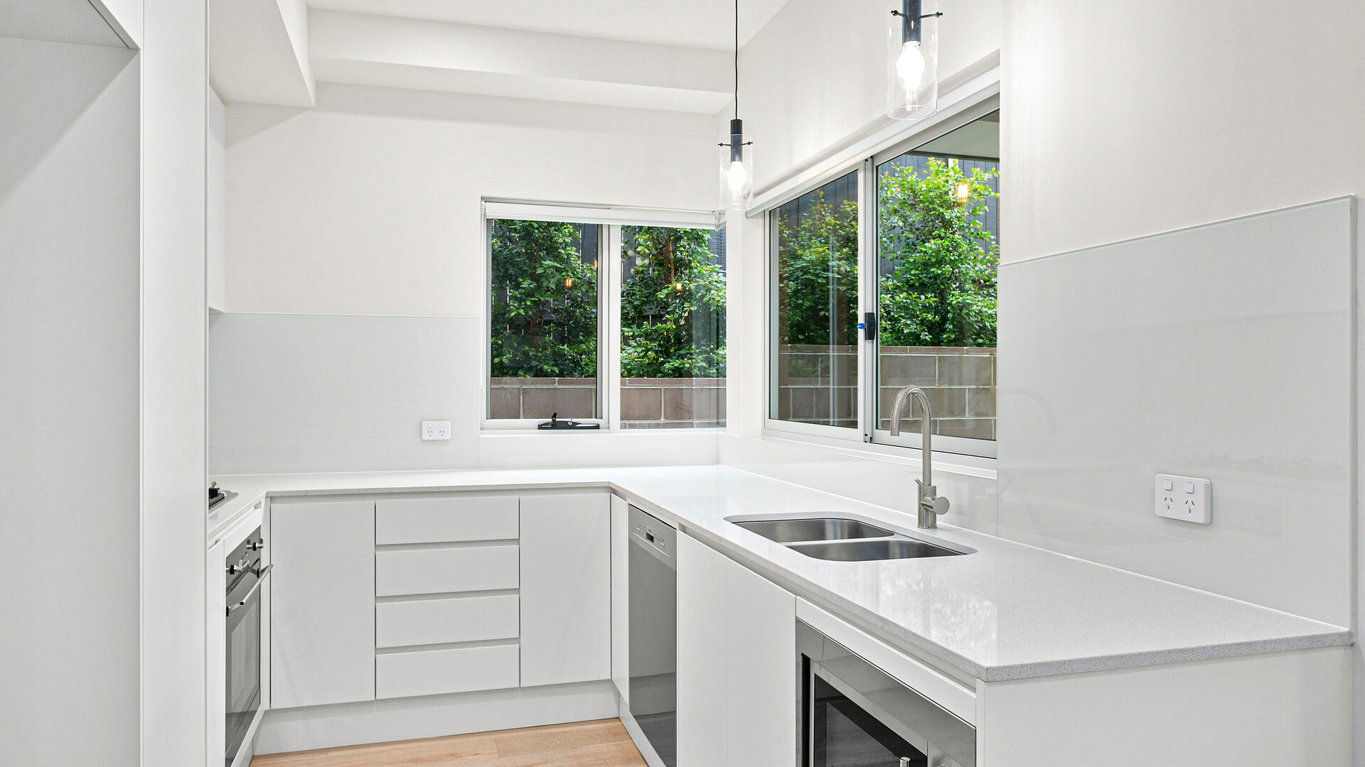 Sold - 1/208 Princes Highway - New Property in Bulli - Real Estate by Vanessa Denison-Pender