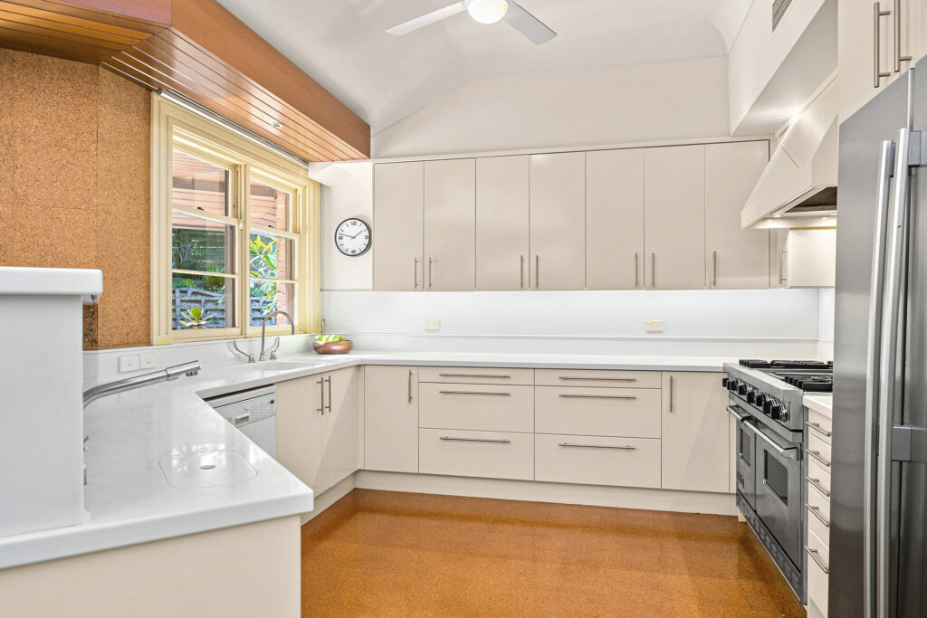 Sold - 5 Fords Road - New Property in Thirroul - Real Estate by Laurie Johnston