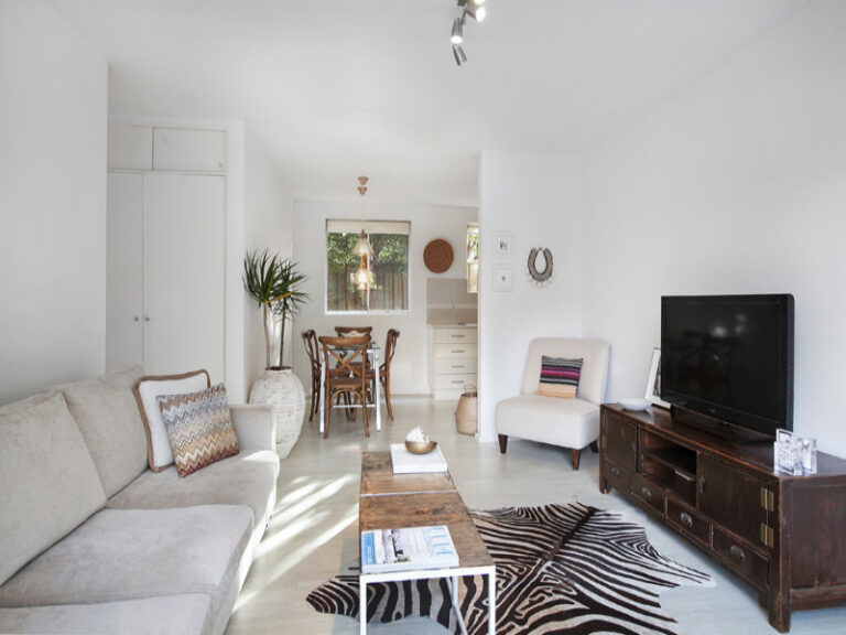 Sold - 1/44 Redman Avenue - New Property in Thirroul - Real Estate by Laurie Johnston
