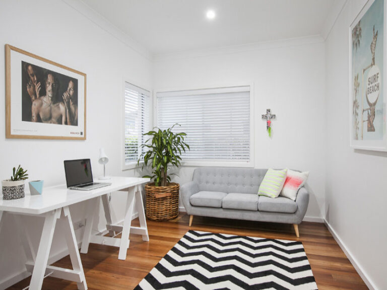 Sold - 18 Kilncar Crescent - New Property in Thirroul - Real Estate by Laurie Johnston