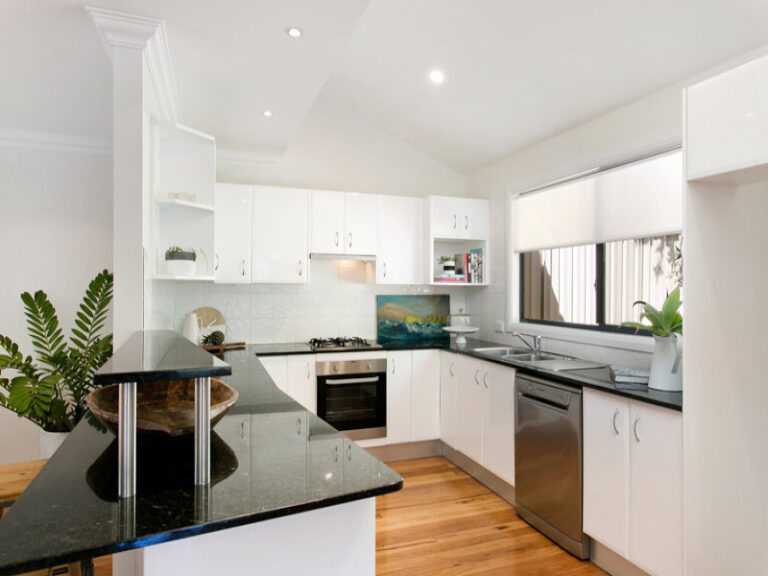 Sold - 2/5 Oceana Parade - New Property in Austinmer - Real Estate by Vanessa Denison-Pender