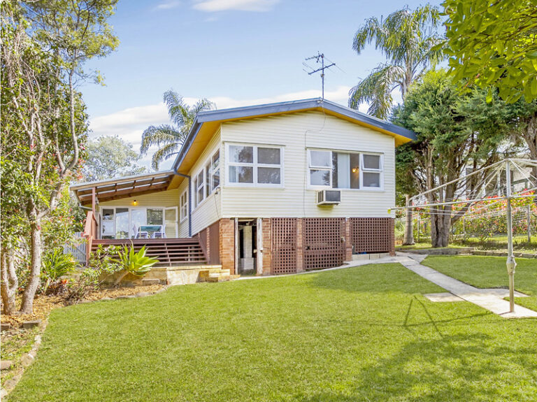 Sold - 11 Robinsville Crescent - New Property in Thirroul - Real Estate by Vanessa Denison-Pender