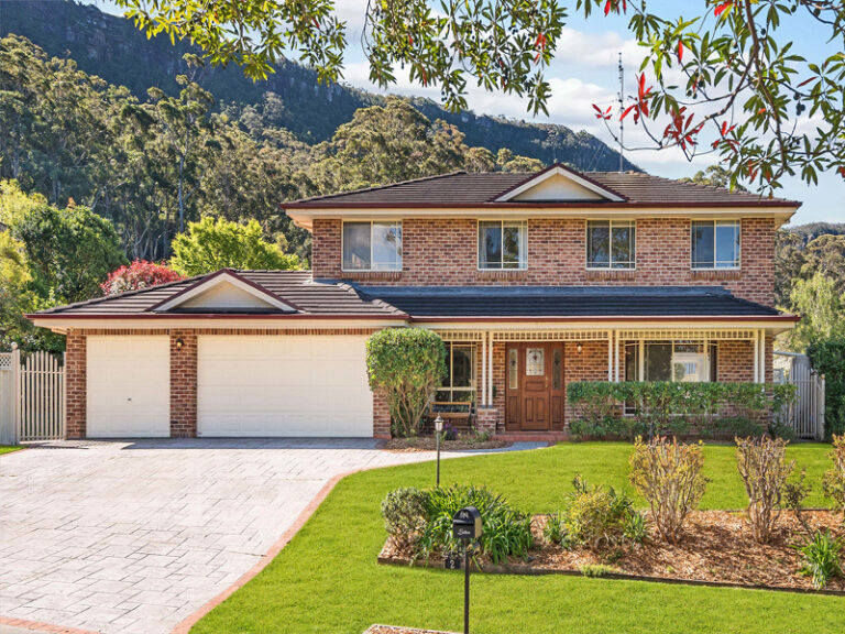 Sold - 2 Parkwood Grove - New Property in Thirroul - Real Estate by Vanessa Denison-Pender