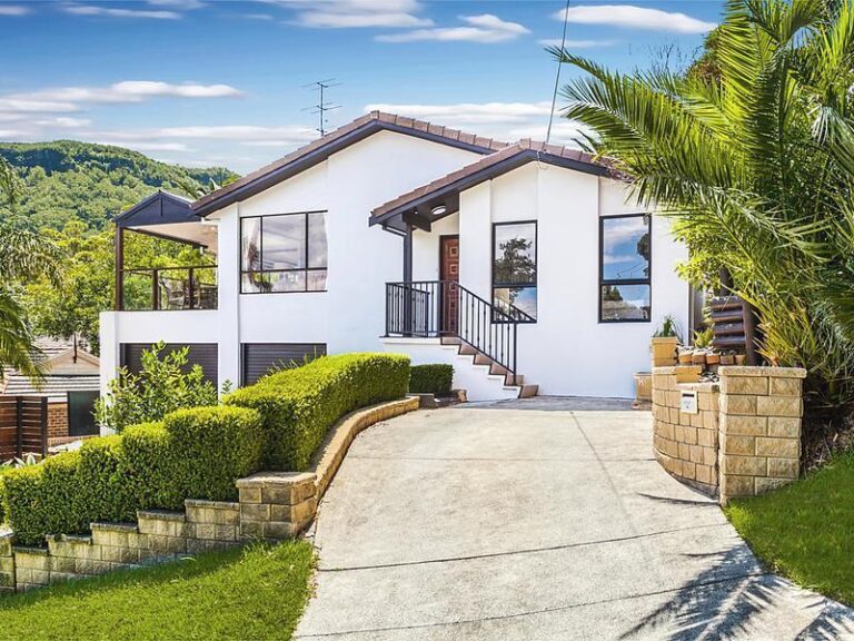 Sold - 14 Hillcrest Road - New Property in Austinmer - Real Estate by McGrath Thirroul