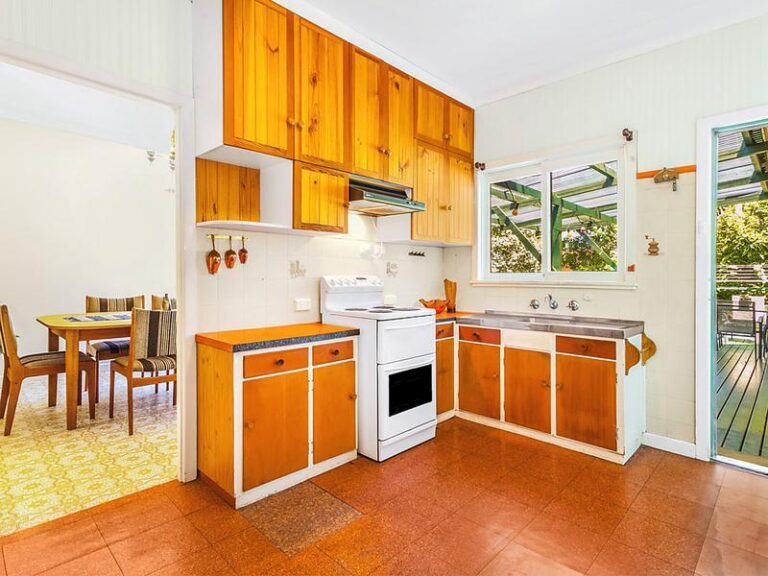 Sold - 29 Sea Foam Avenue - New Property in Thirroul - Real Estate by Vanessa Denison-Pender