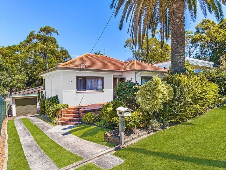 Sold - 29 Sea Foam Avenue - New Property in Thirroul - Real Estate by Vanessa Denison-Pender