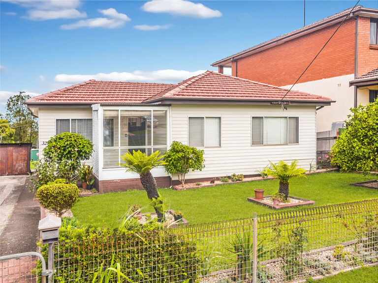 Sold - 32 Oxlade Street - New Property in Warrawong - Real Estate by McGrath Thirroul