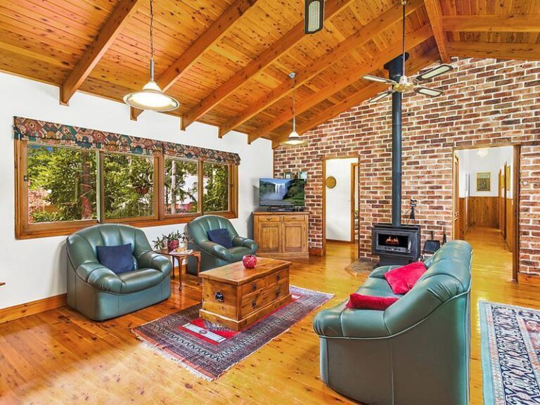 Sold - 23 Pass Avenue - New Property in Thirroul - Real Estate by Laurie Johnston