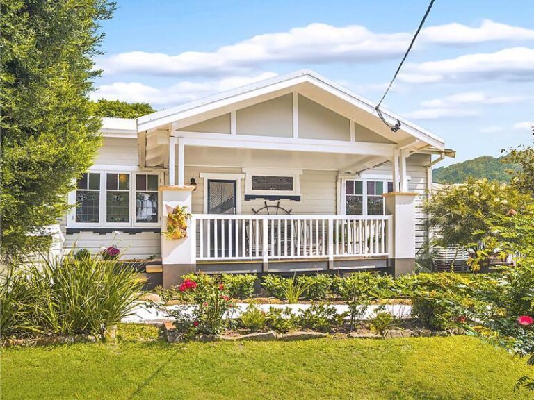 Sold - 408 Lawrence Hargrave Drive - New Property in Thirroul - Real Estate by Laurie Johnston