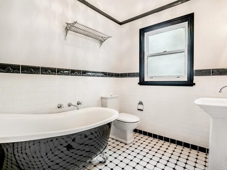 Sold - 408 Lawrence Hargrave Drive - New Property in Thirroul - Real Estate by Laurie Johnston
