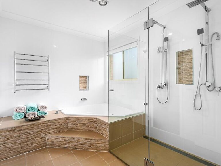 Sold - 1/1 Seabreeze Place - New Property in Thirroul - Real Estate by Vanessa Denison-Pender
