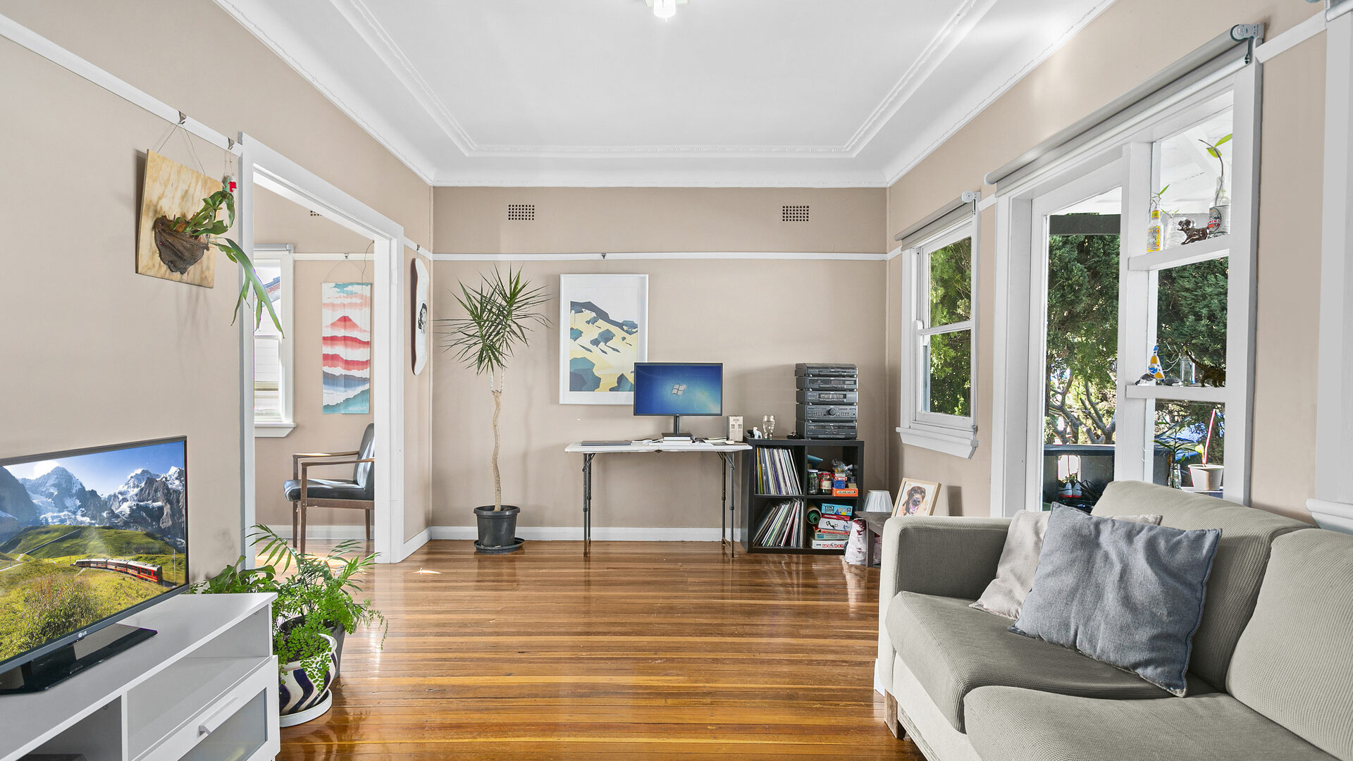 Sold - 91 Princes Highway - New Property in Thirroul - Real Estate by Laurie Johnston