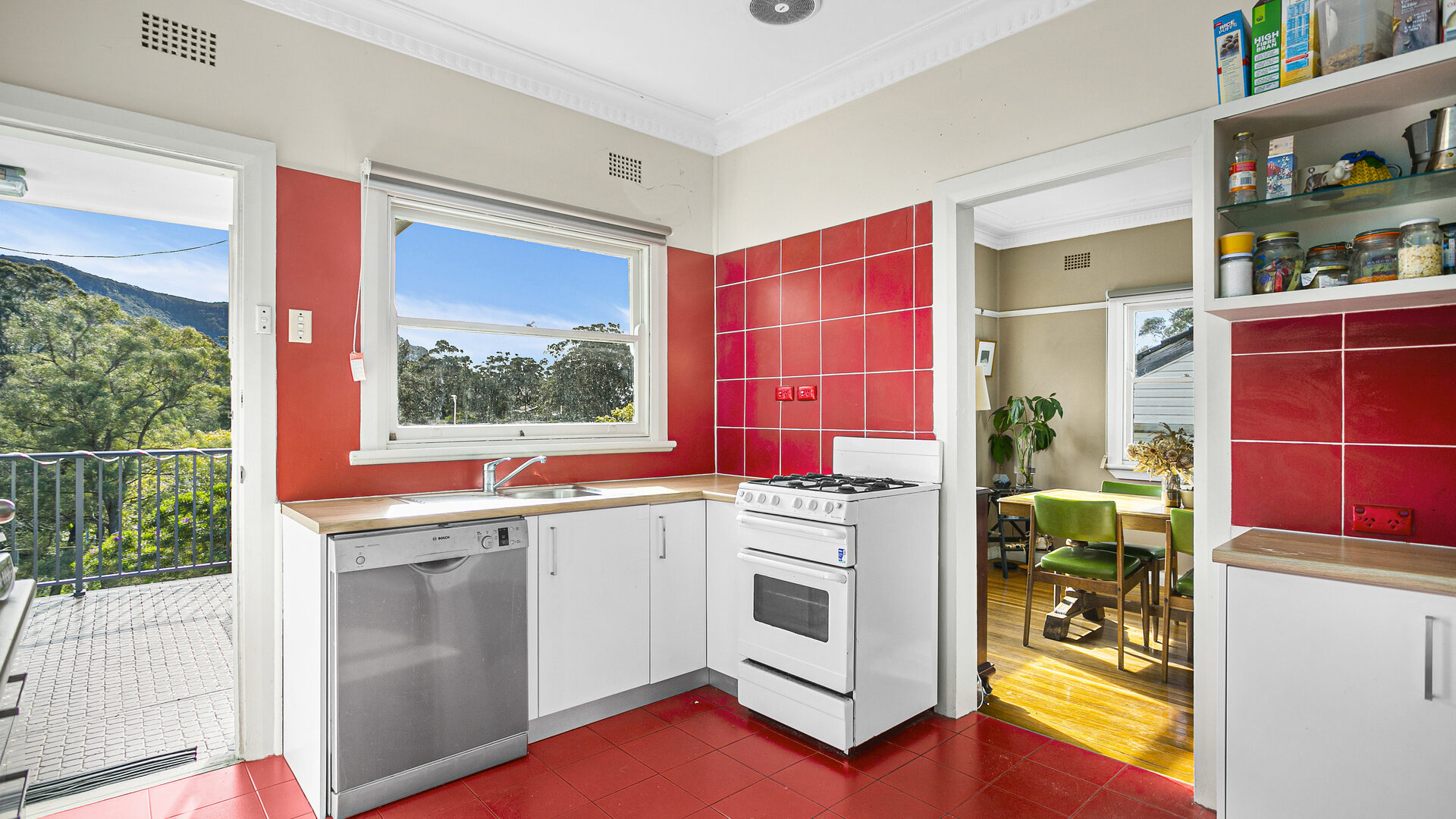Sold - 91 Princes Highway - New Property in Thirroul - Real Estate by Laurie Johnston