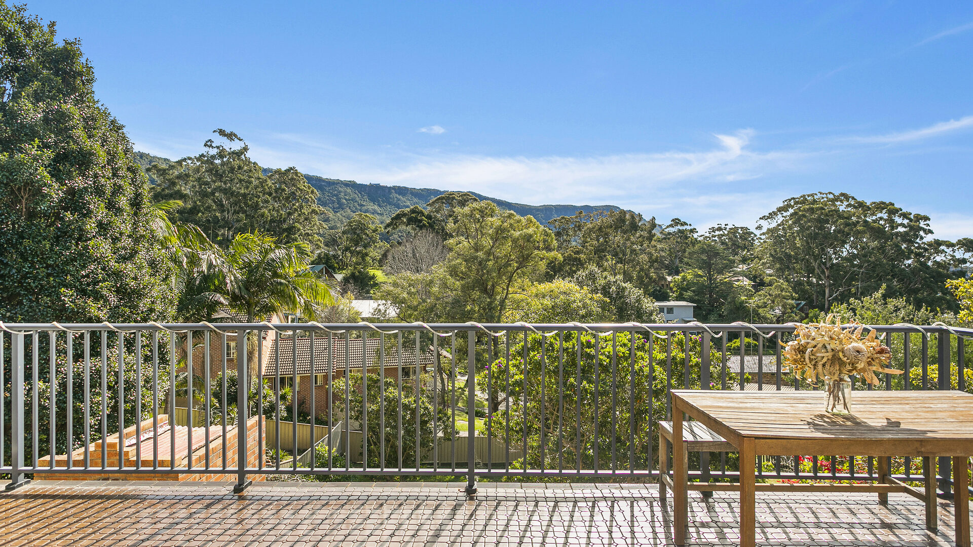Sold - 91 Princes Highway - New Property in Thirroul - Real Estate by Laurie Johnston