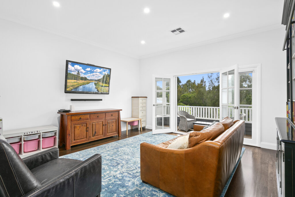 Sold - 18 Clyde Close - New Property in Thirroul - Real Estate by Laurie Johnston