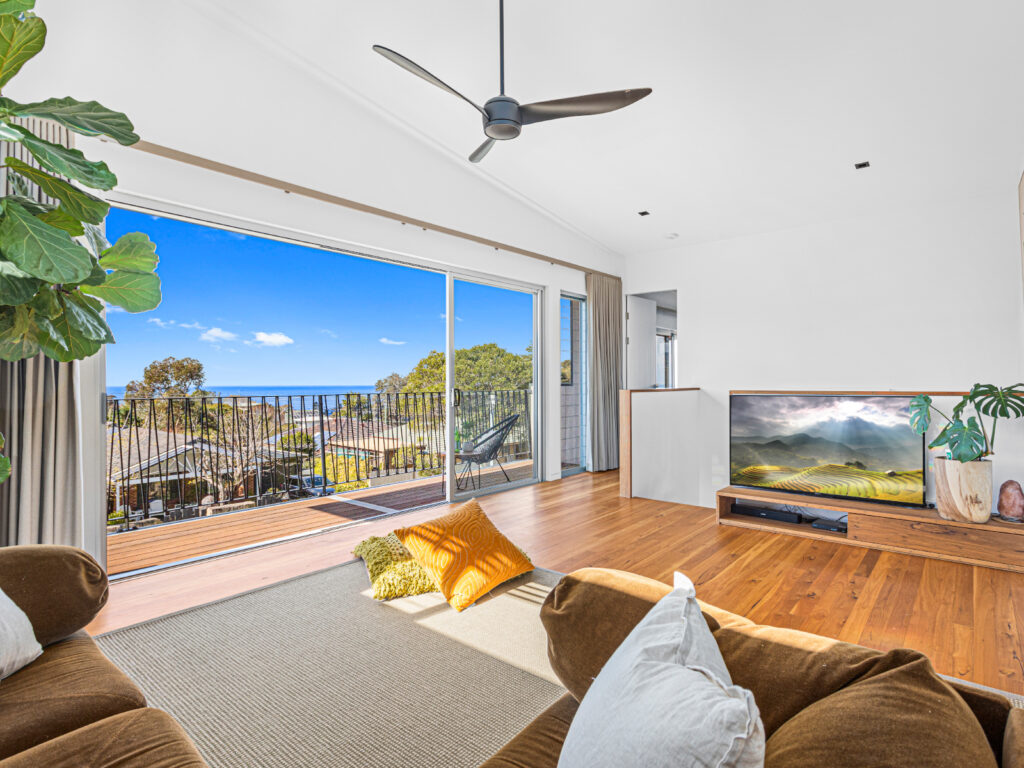 Sold - 1 Nardoo Crescent - New Property in Thirroul - Real Estate by Vanessa Denison-Pender