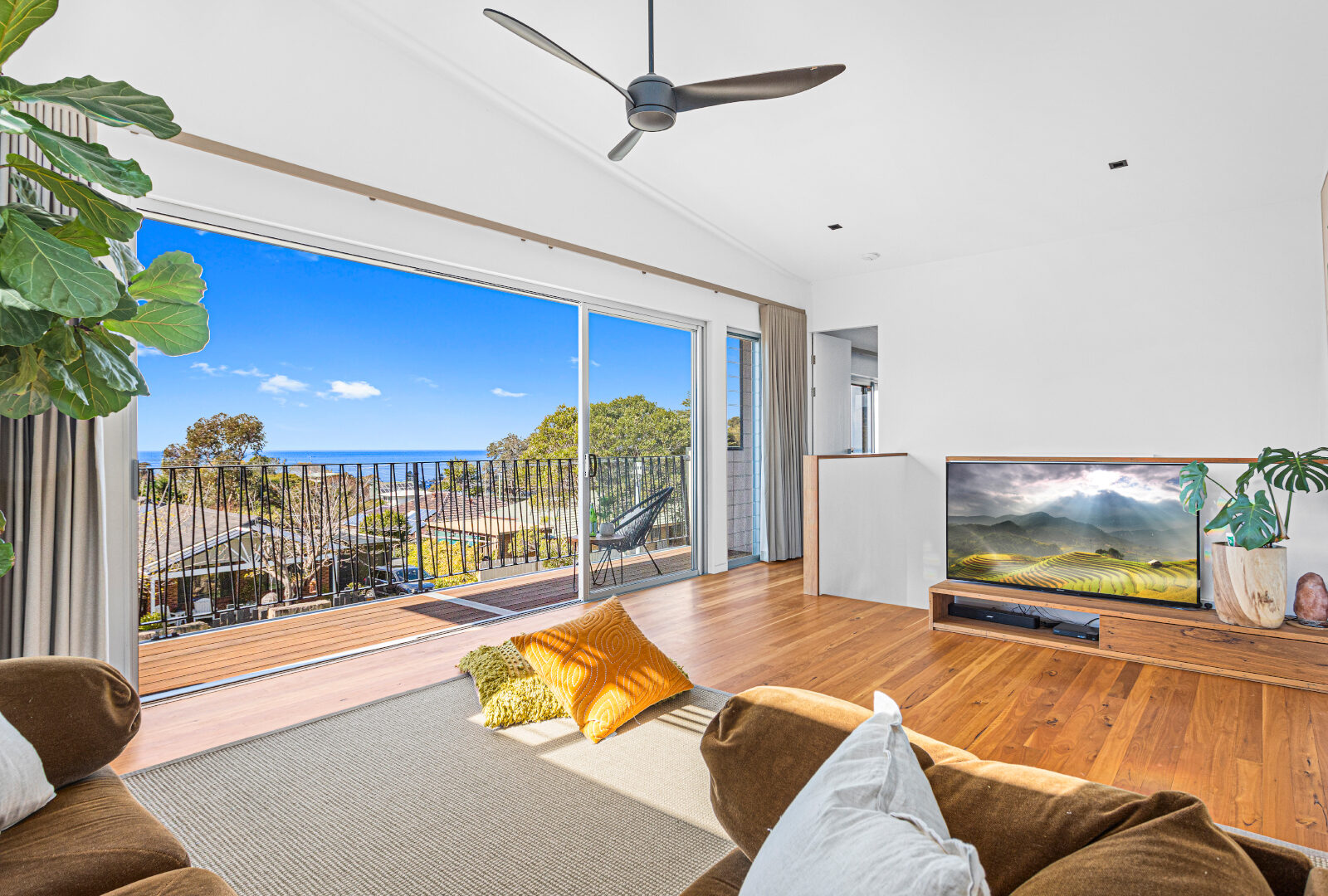 Sold - 1 Nardoo Crescent - New Property in Thirroul - Real Estate by Vanessa Denison-Pender