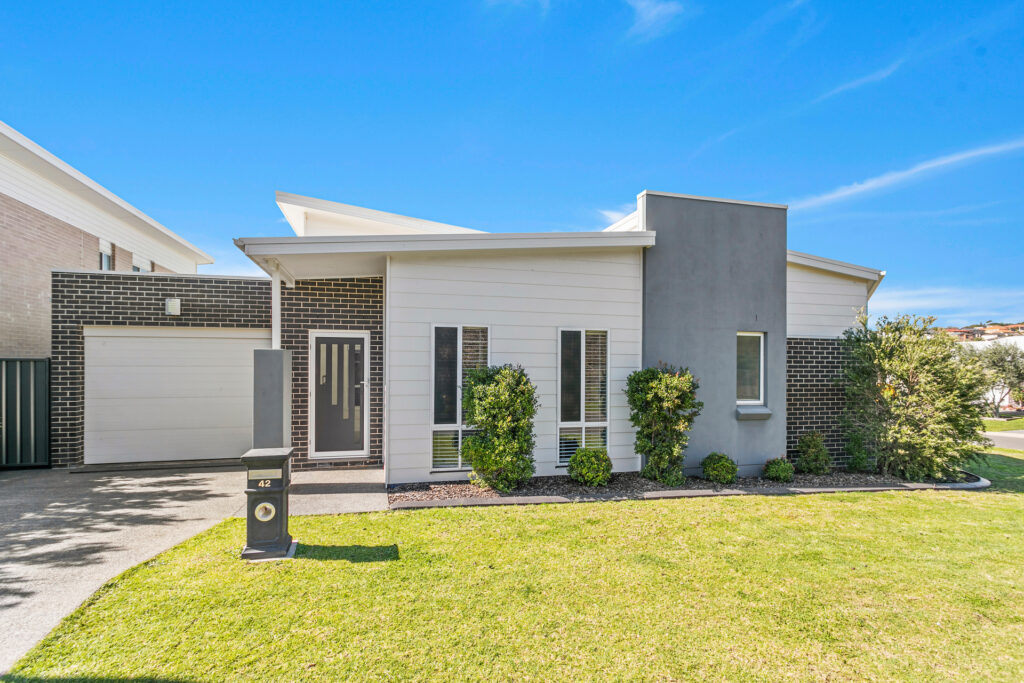 Sold - 42 Dillon Road - New Property in Flinders - Real Estate by Laurie Johnston