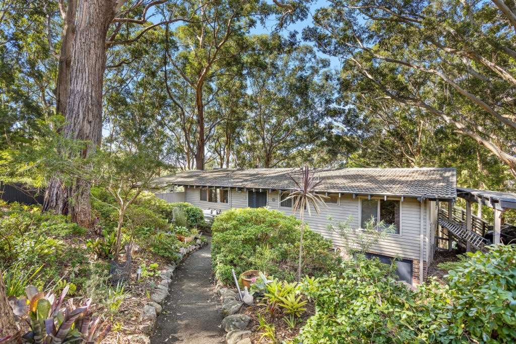 Sold - 35 Buttenshaw Place - New Property in Austinmer - Real Estate by Vanessa Denison-Pender