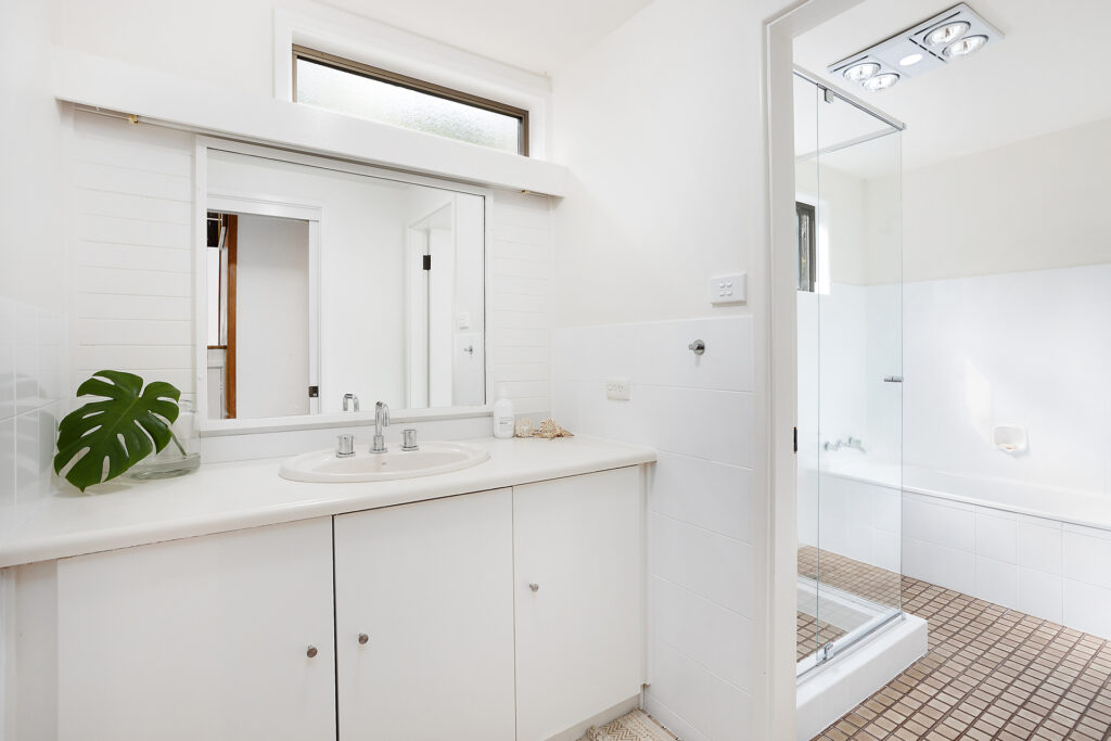 Sold - 59 Lower Coast Road - New Property in Stanwell Park - Real Estate by Laurie Johnston