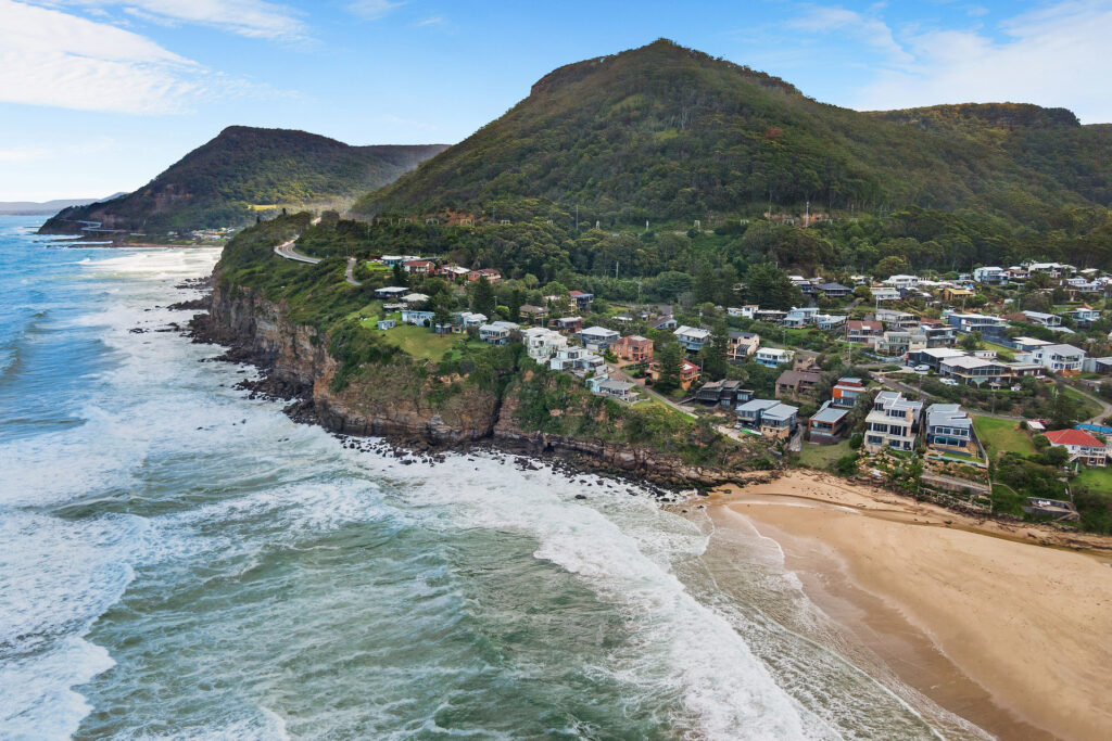 Sold - 59 Lower Coast Road - New Property in Stanwell Park - Real Estate by Laurie Johnston