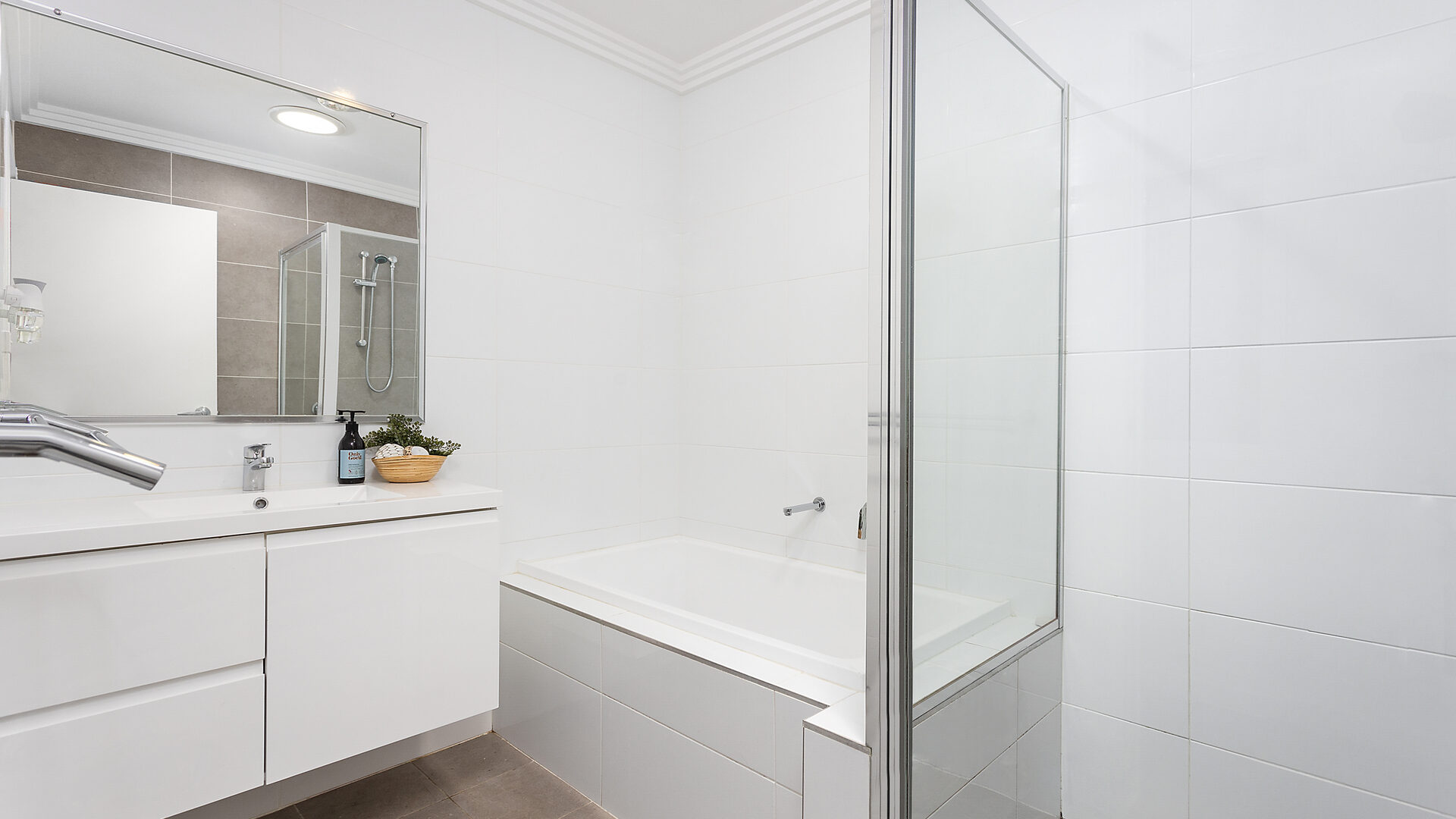 Sold - 63 Wallbank Way - New Property in Bulli - Real Estate by Laurie Johnston